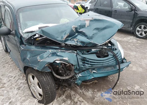 2001 Chrysler Pt Cruiser z USA, uszkodzony, nr VIN 3C4FY4BB81T655875